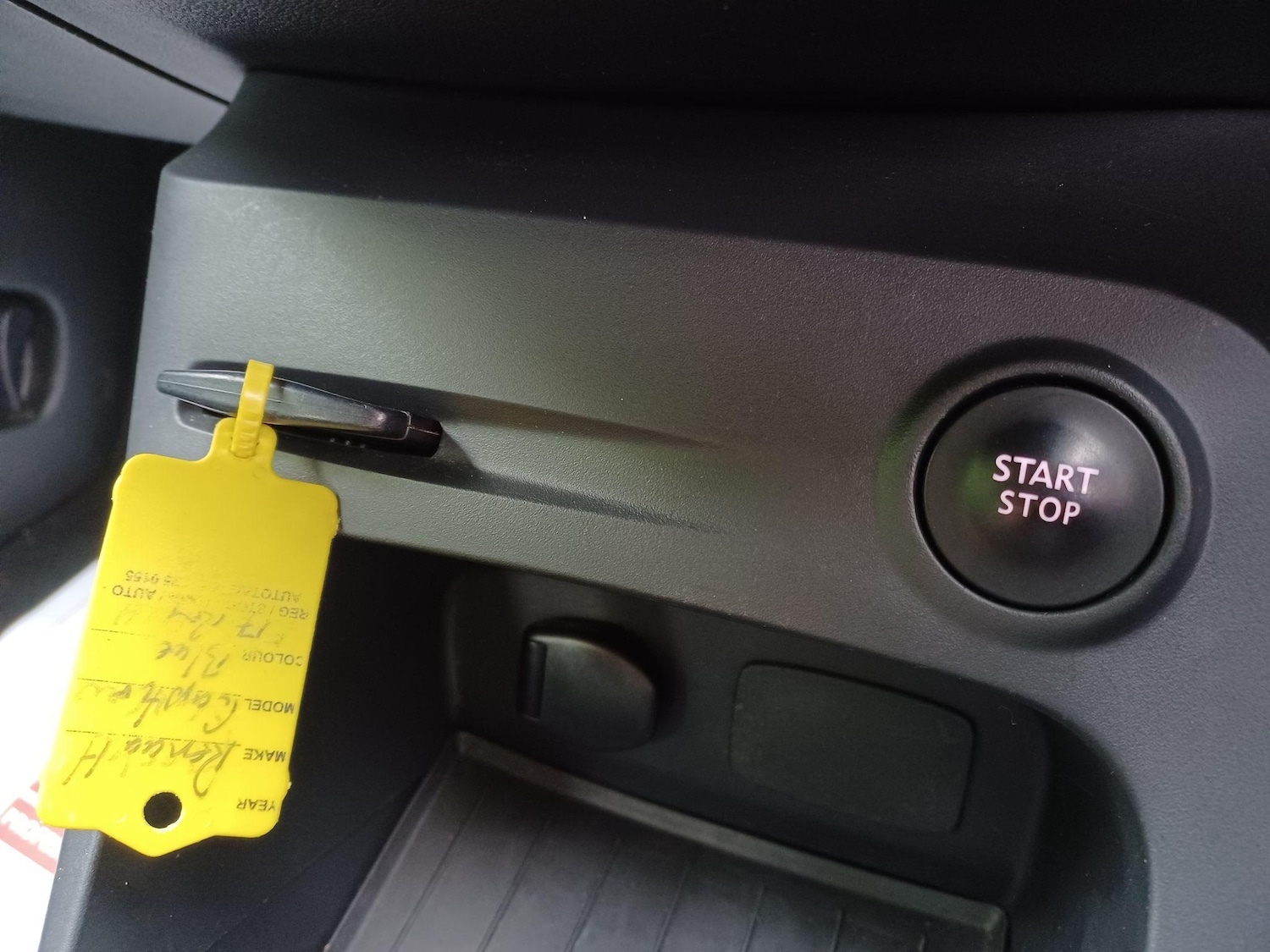 Used Renault Captur 2017 for sale - 76473031: Photo 40