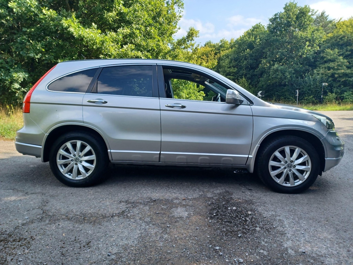 Used Honda CR-V for sale - 76997127: Photo 4