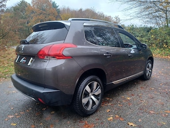 Used Peugeot 2008 2016 for sale - 76549927: Photo
