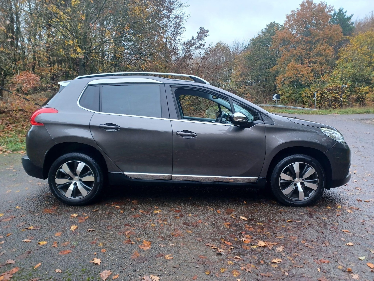 Used Peugeot 2008 2016 for sale - 76549927: Photo 4