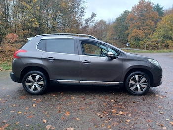 Used Peugeot 2008 2016 for sale - 76549927: Photo