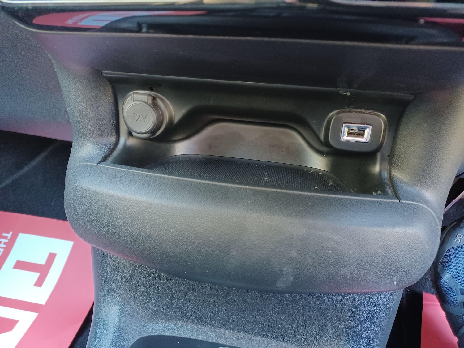 Used Citroen C4 Cactus 2017 for sale - 77978480: Photo 25