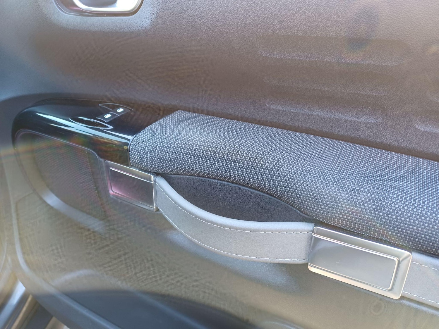 Used Citroen C4 Cactus 2017 for sale - 77978480: Photo 29