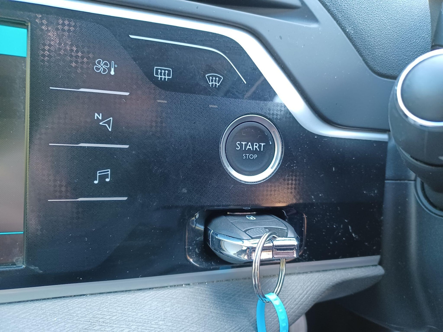 Used Citroen C4 Grand Picasso 2017 for sale - 77029658: Photo 29