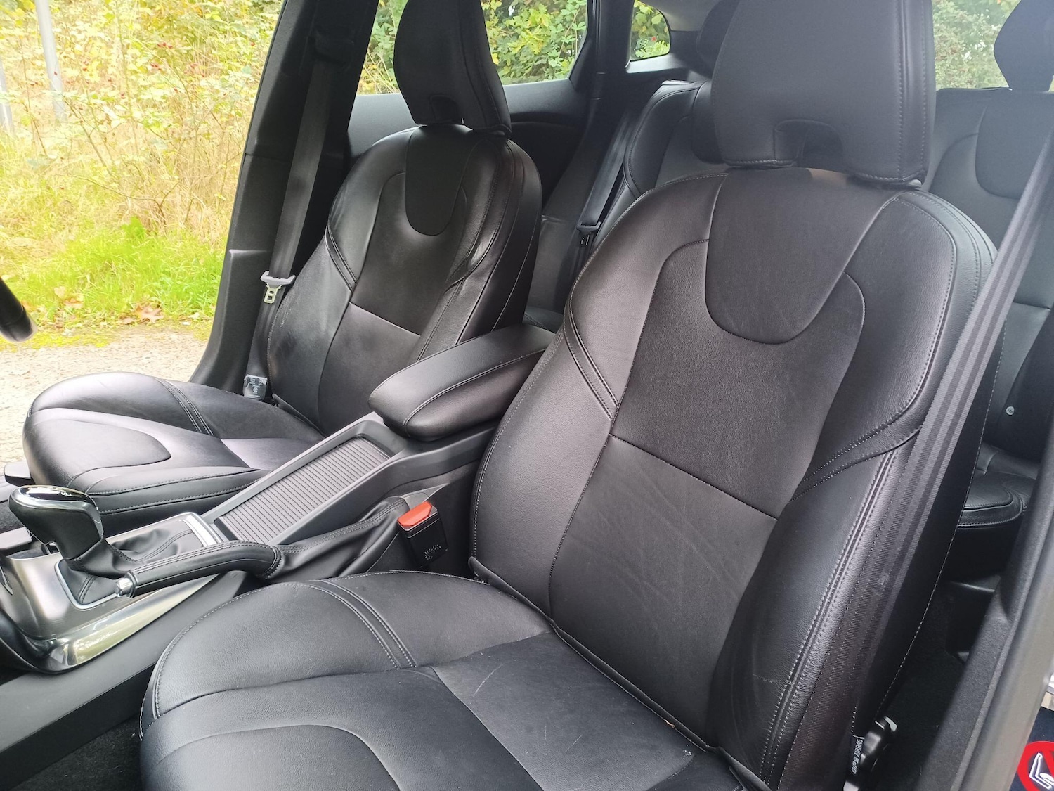 Used Volvo V40 2014 for sale - 76549975: Photo 12