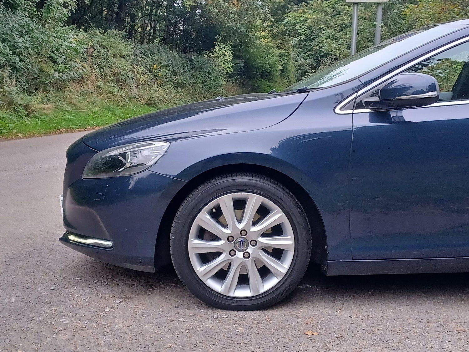 Used Volvo V40 2014 for sale - 76549975: Photo 43