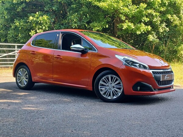 Used Peugeot 208 2017 for sale - 73383145: Photo 1