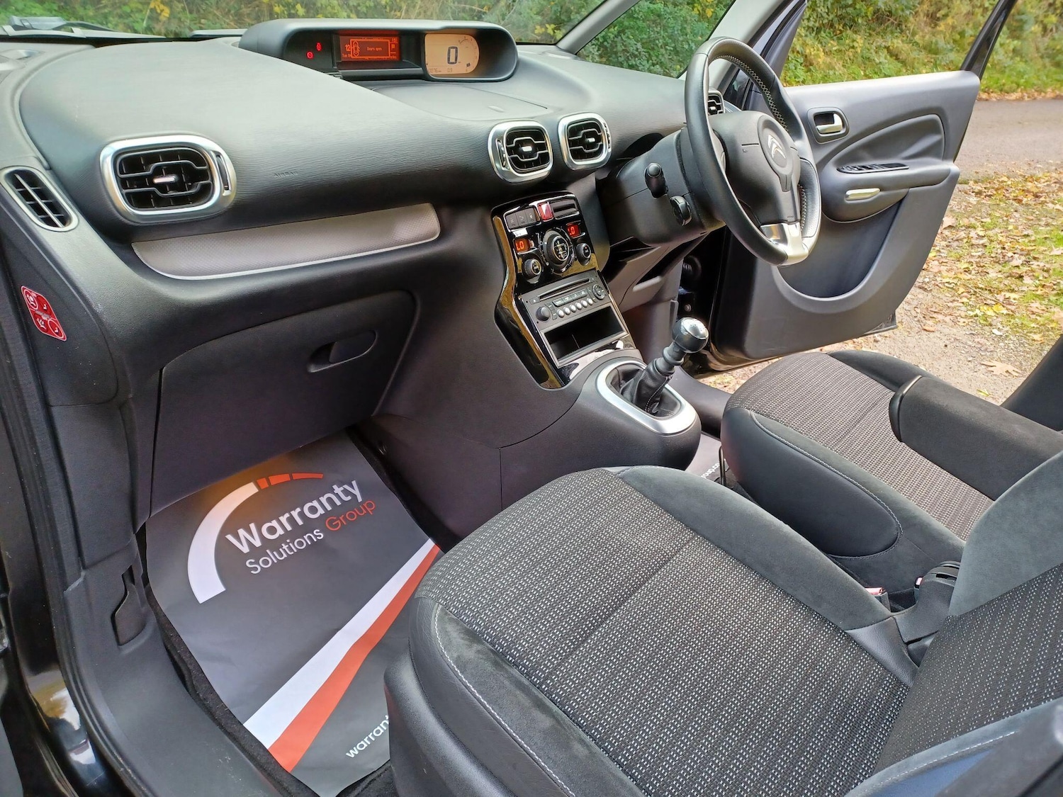 Used Citroen C3 Picasso 2015 for sale - 76994171: Photo 12