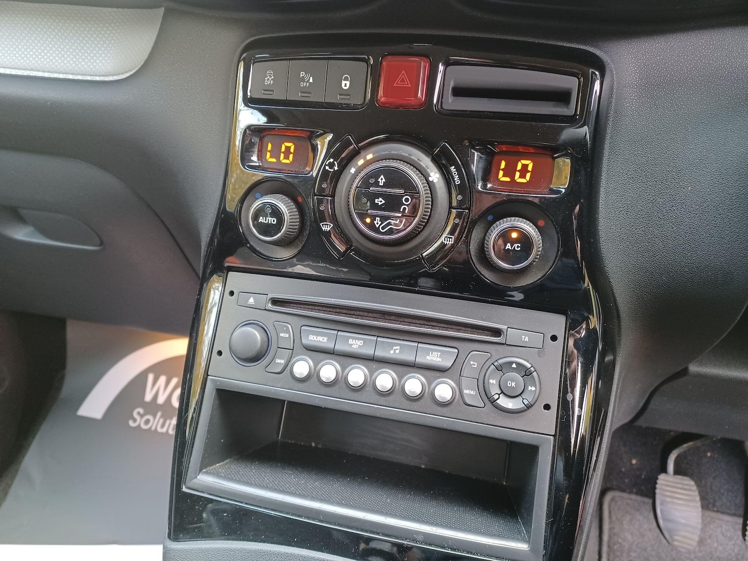 Used Citroen C3 Picasso 2015 for sale - 76994171: Photo 21