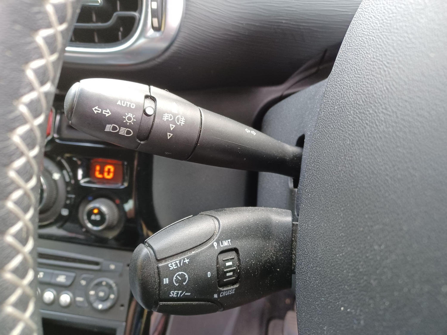 Used Citroen C3 Picasso 2015 for sale - 76994171: Photo 24