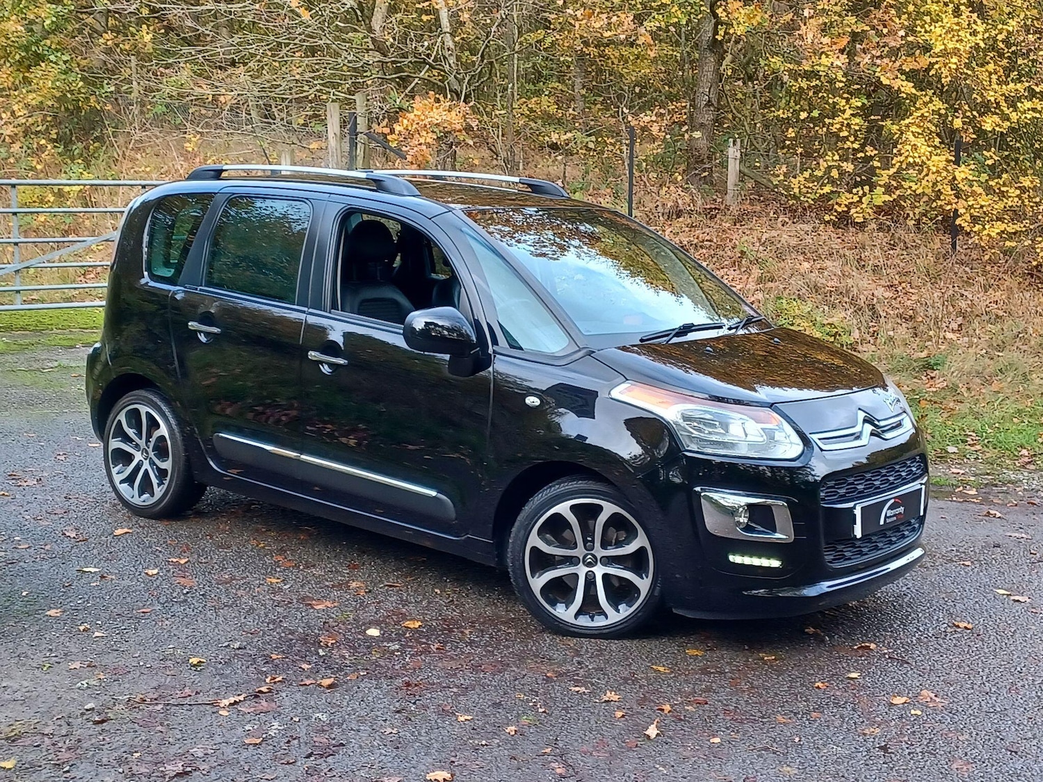 Used Citroen C3 Picasso 2015 for sale - 76994171: Photo 35