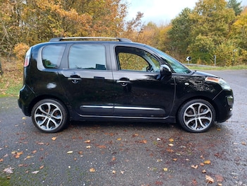 Used Citroen C3 Picasso 2015 for sale - 76994171: Photo