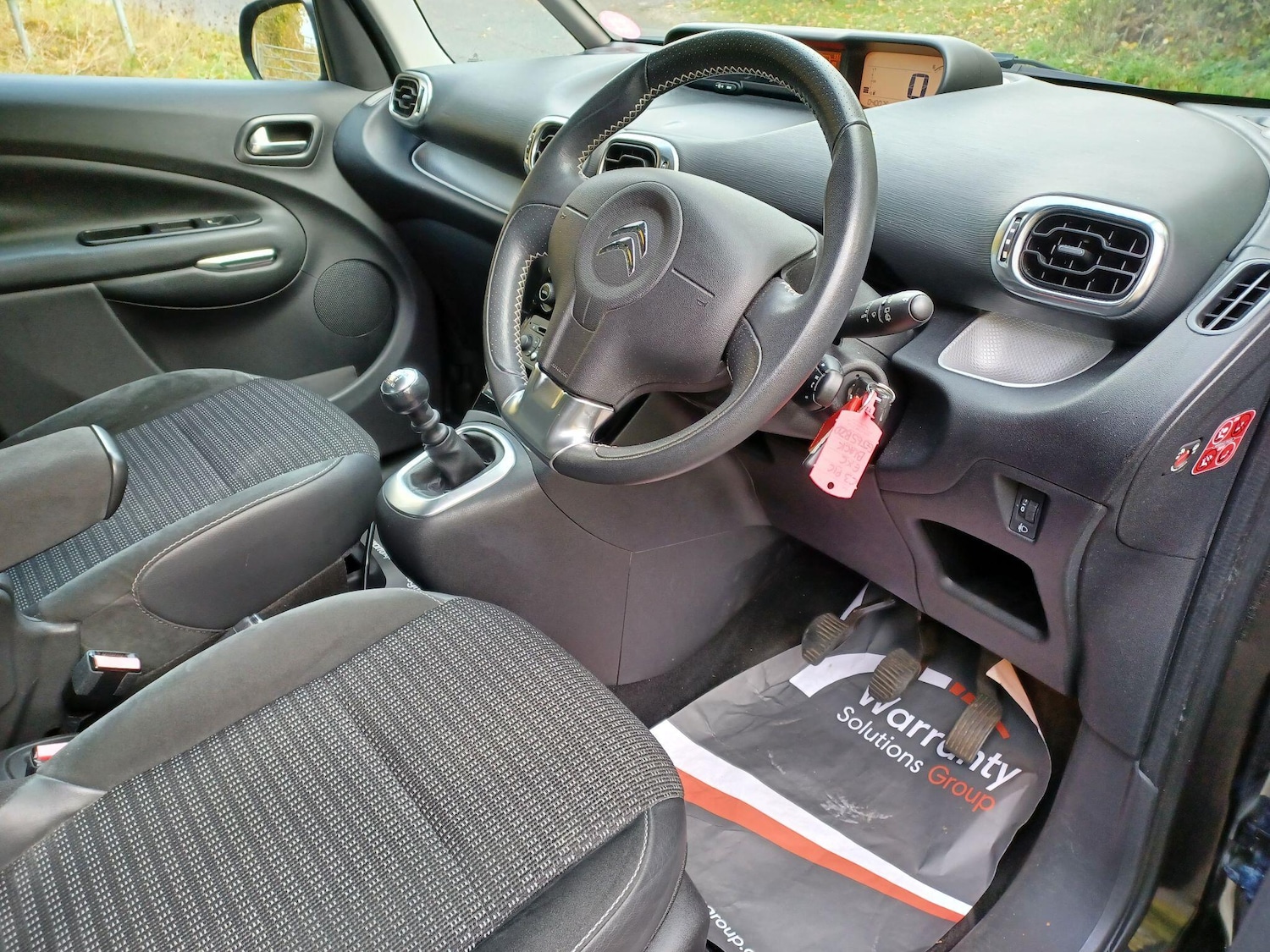 Used Citroen C3 Picasso 2015 for sale - 76994171: Photo 8