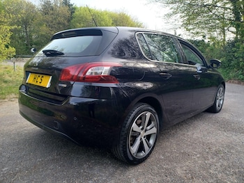Used Peugeot 308 2016 for sale - 79396587: Photo