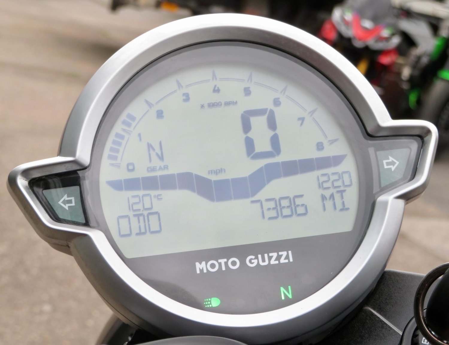 Used Moto Guzzi V7 III 2021 for sale - 78907243: Photo 3