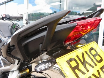 Used Triumph STREET 2018 for sale - bike-78907289: Photo