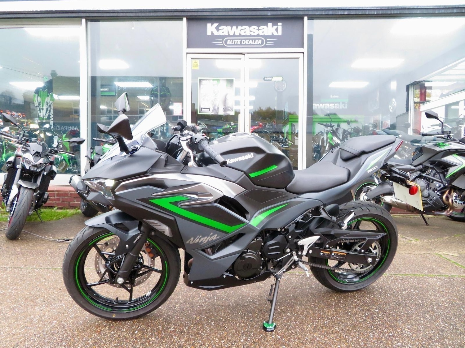 Used Kawasaki Ninja 2025 for sale - 78907226: Photo 2