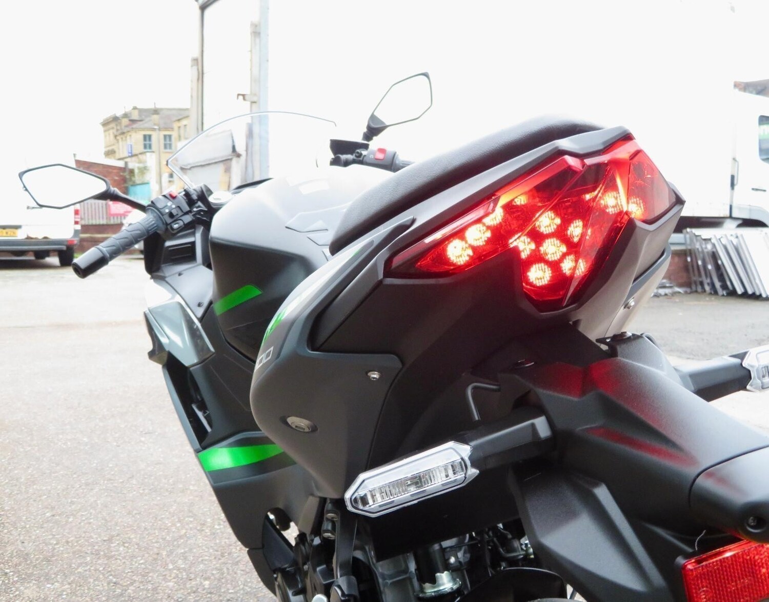 Used Kawasaki Ninja 2025 for sale - 78907226: Photo 4