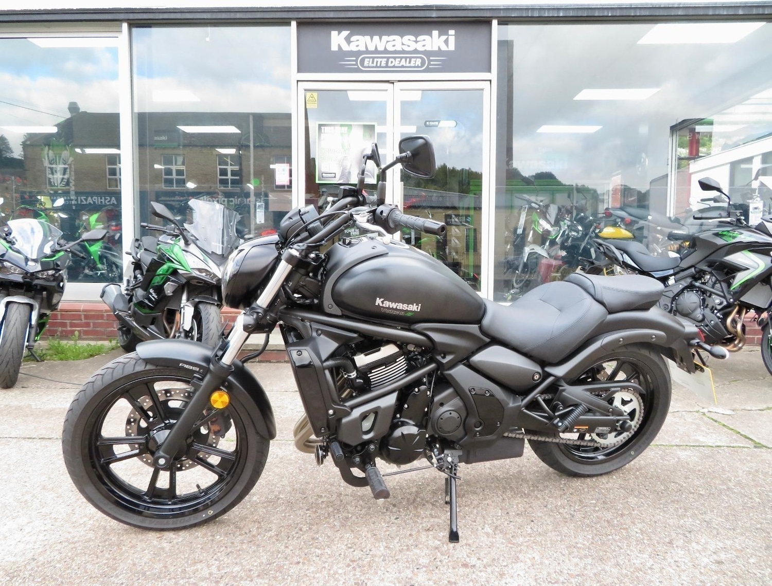 Used Kawasaki VULCAN 650 2024 for sale - 78907223: Photo 4