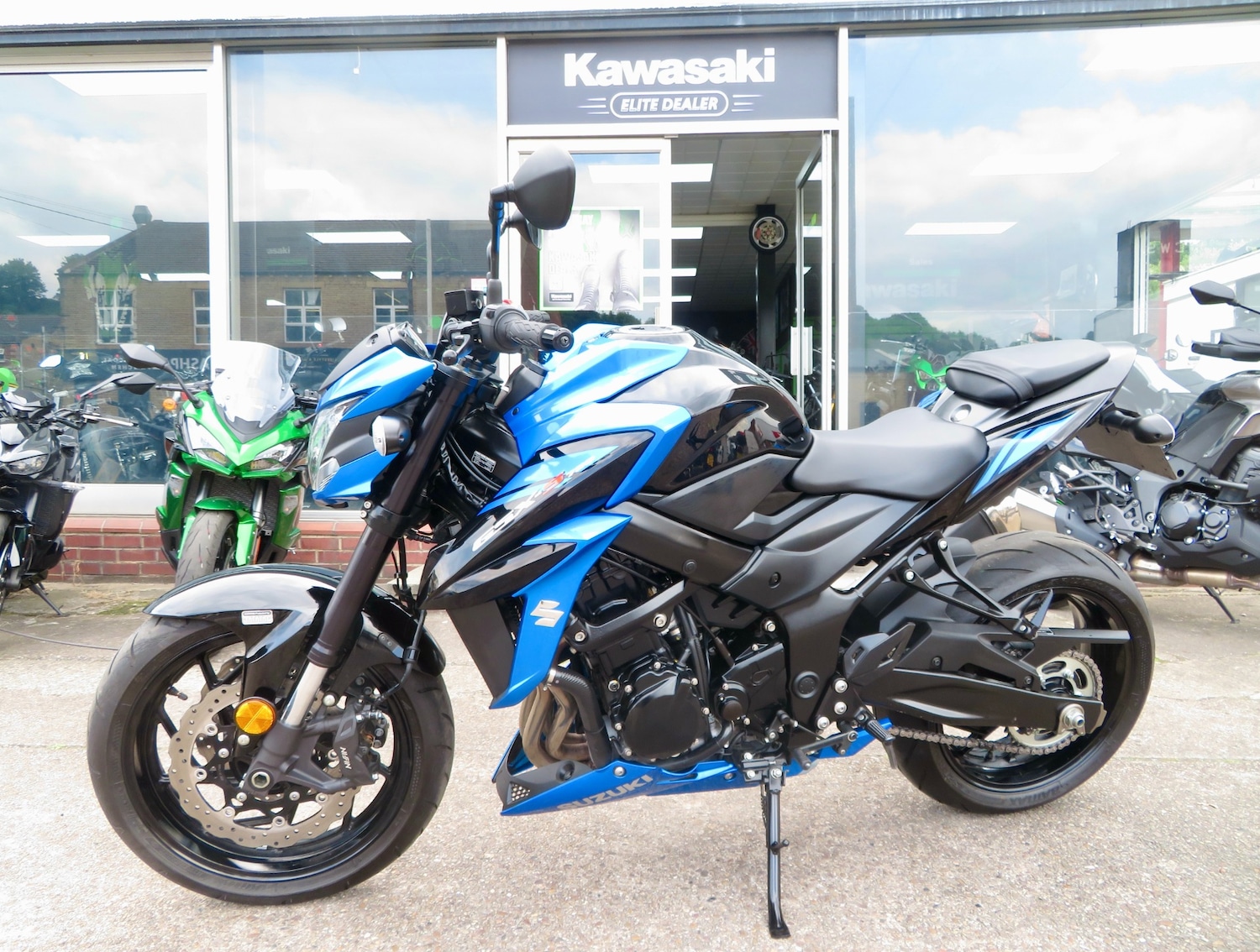 Used Suzuki GSX-S 2018 for sale - 78917860: Photo 5