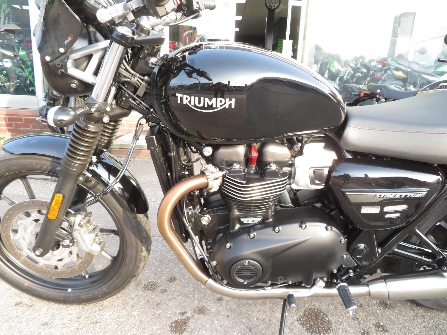 Used Triumph Bonneville 2022 for sale - 78907234: Photo 9