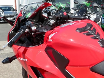 Used Honda CBR 2014 for sale - bike-78907286: Photo