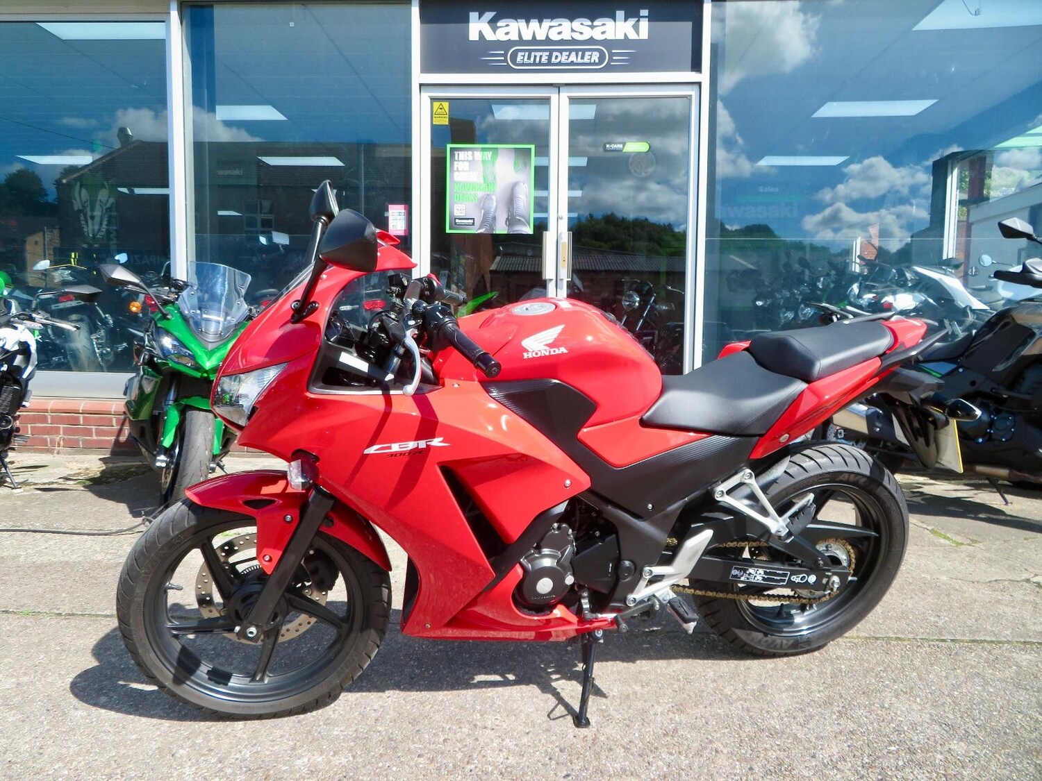 Used Honda CBR 2014 for sale - 78907286: Photo 6