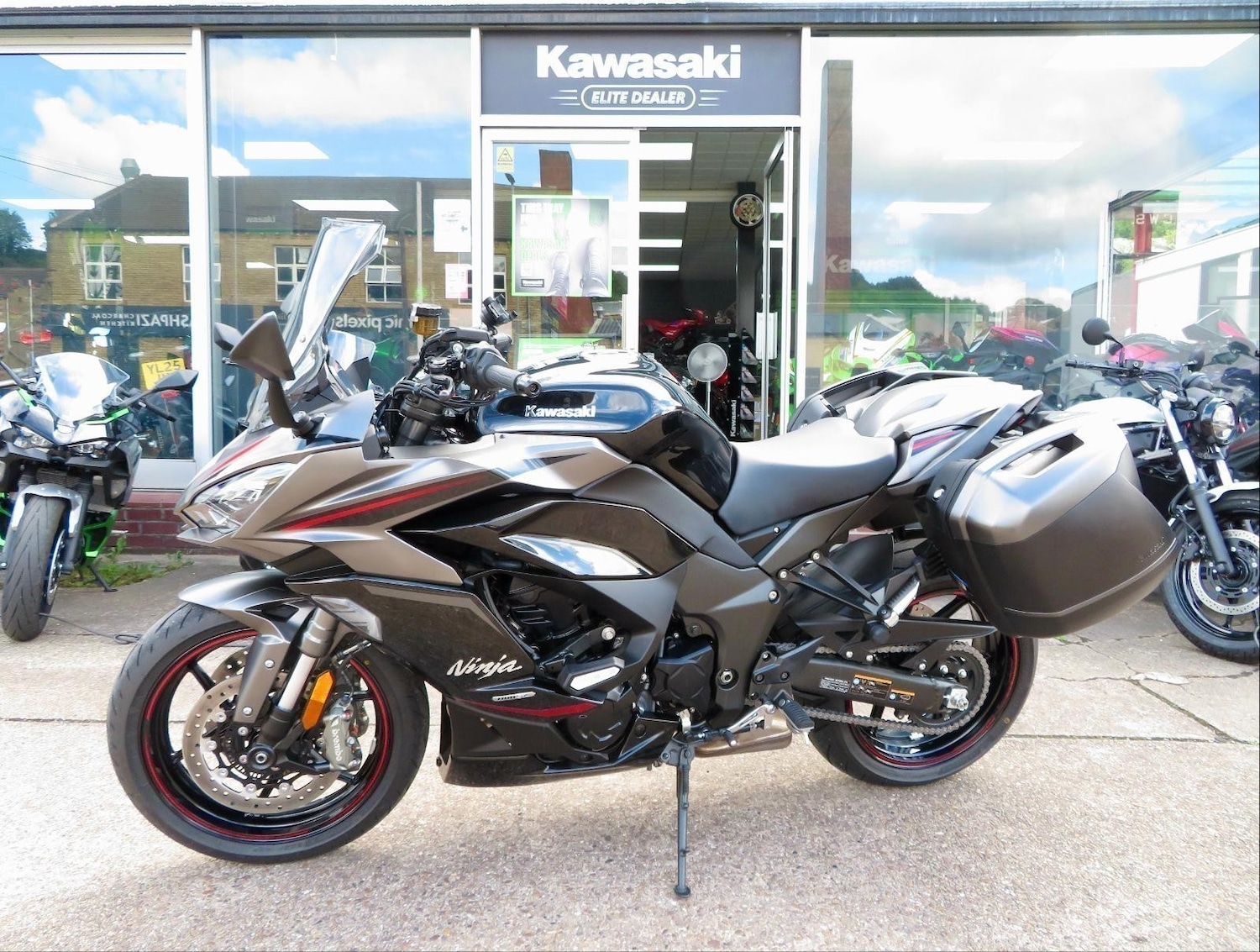 Used Kawasaki Ninja 2025 for sale - 78907220: Photo 4