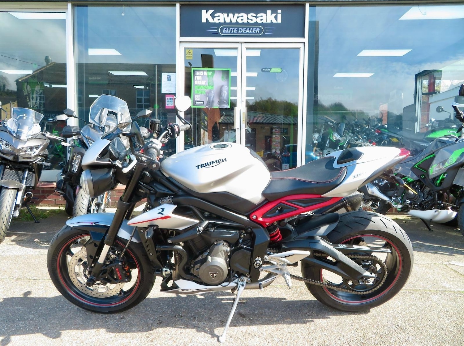 Used Triumph STREET 2019 for sale - 78907239: Photo 3