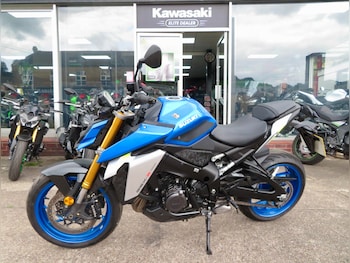 Used Suzuki GSX-S 2022 for sale - bike-79459068: Photo