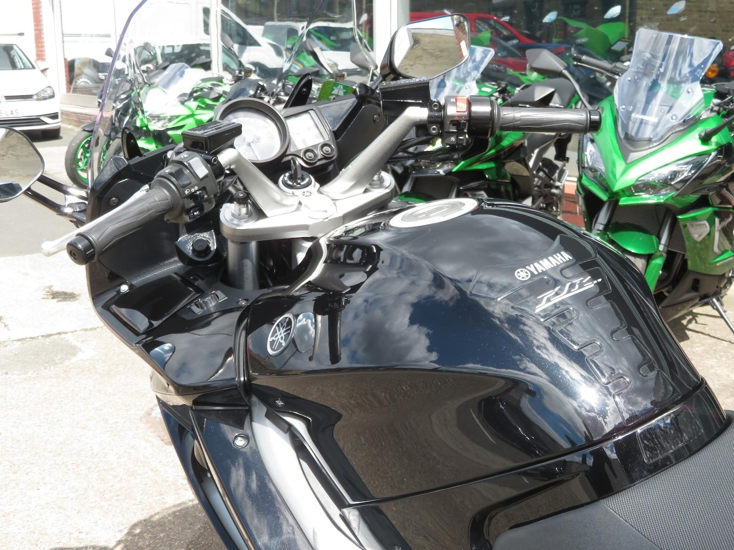 Used Yamaha FJ 2009 for sale - 78907254: Photo 15
