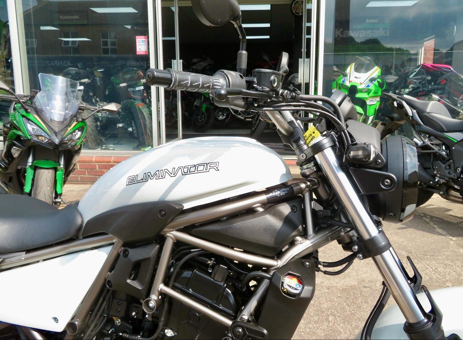 Used Kawasaki ELIMINATOR 2025 for sale - 78907211: Photo 15
