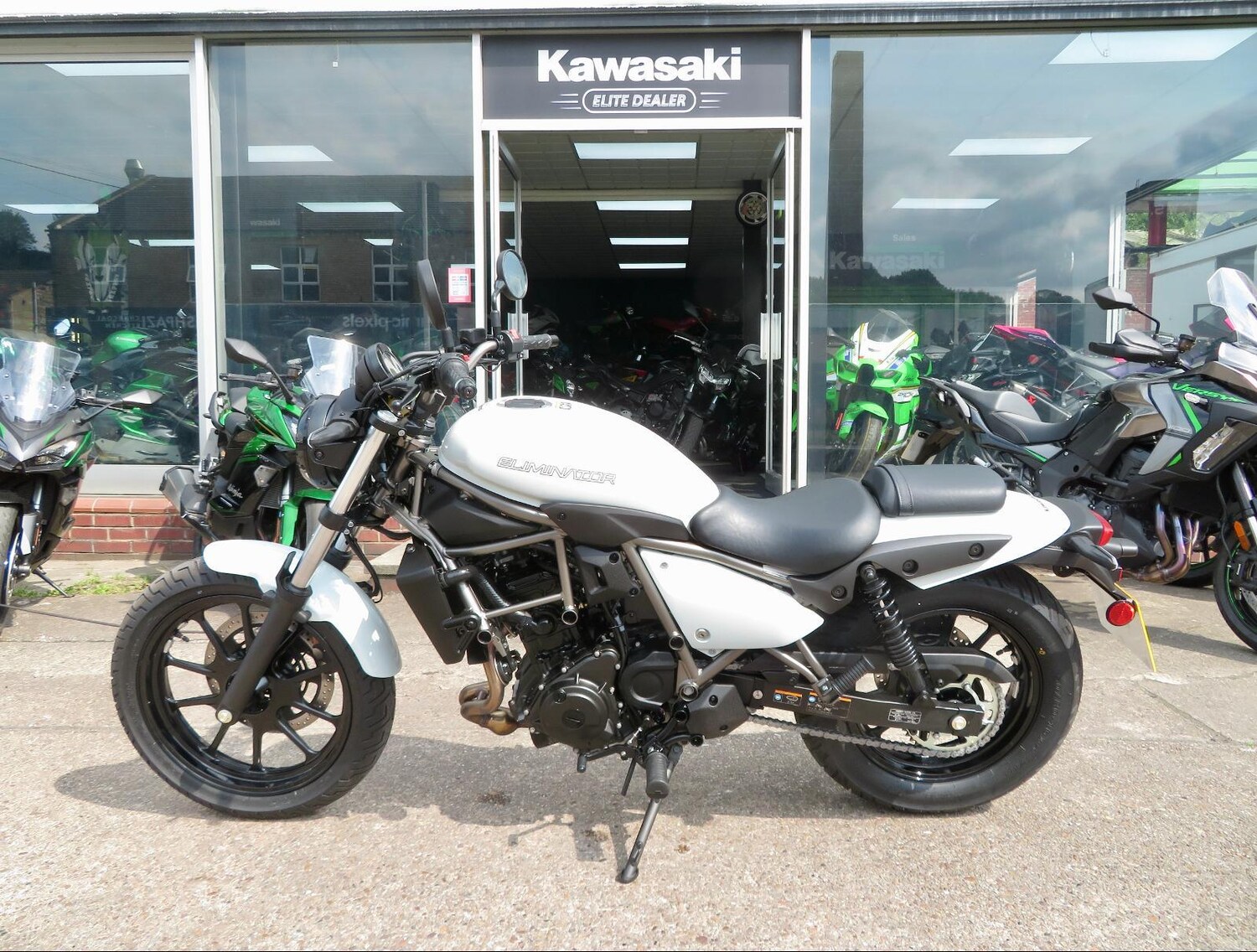 Used Kawasaki ELIMINATOR 2025 for sale - 78907211: Photo 3