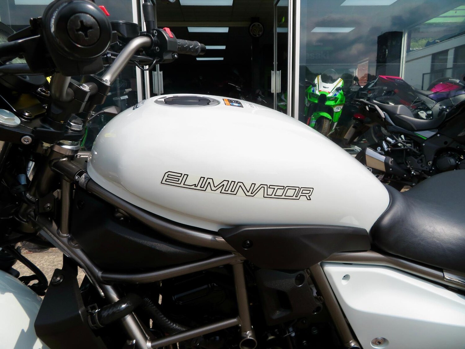 Used Kawasaki ELIMINATOR 2025 for sale - 78907211: Photo 8