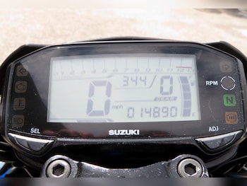 Used Suzuki GSX-S 2019 for sale - bike-79539329: Photo