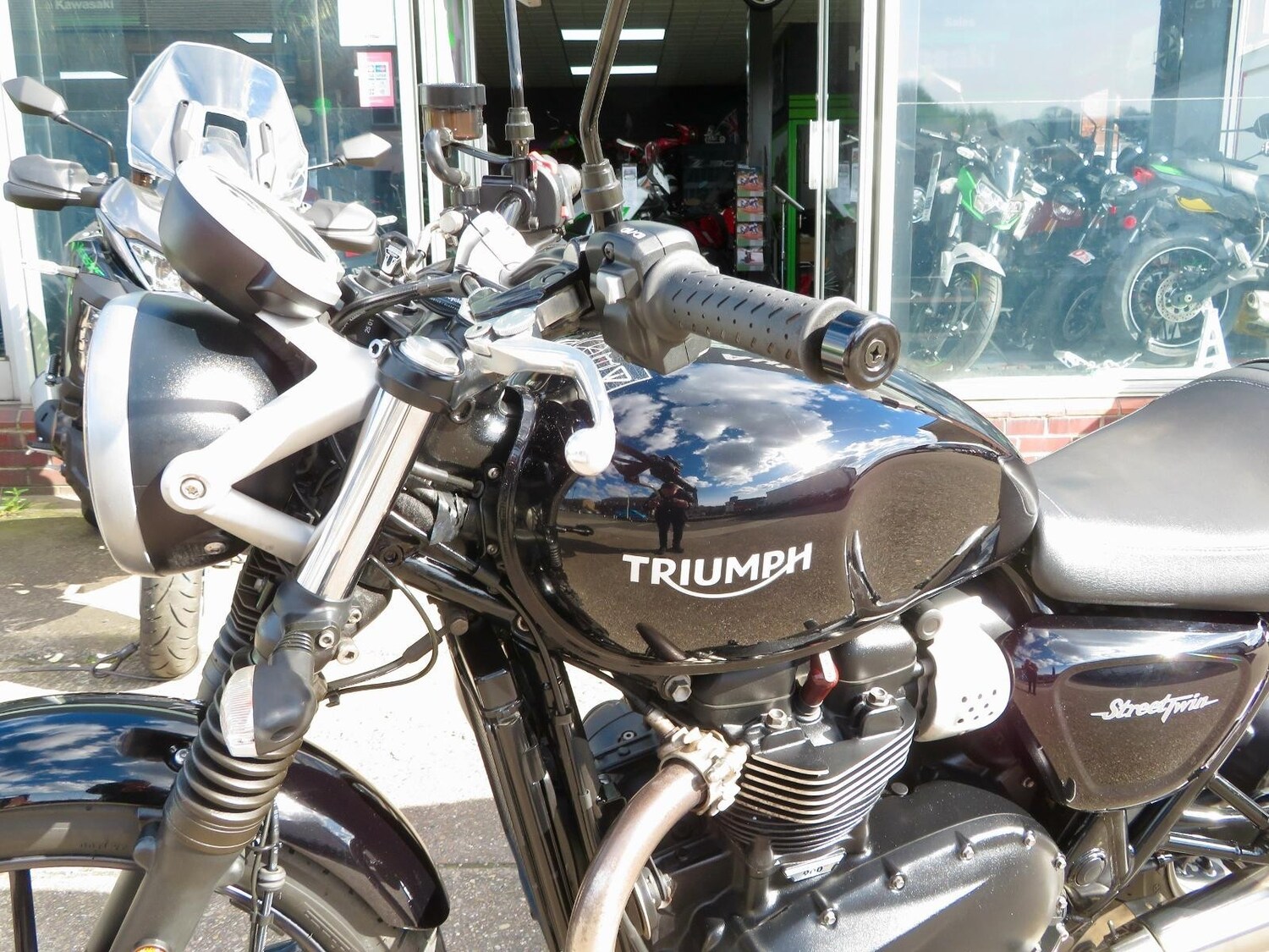 Used Triumph Bonneville 2017 for sale - 78907238: Photo 12
