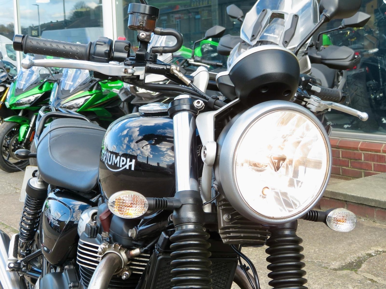 Used Triumph Bonneville 2017 for sale - 78907238: Photo 5