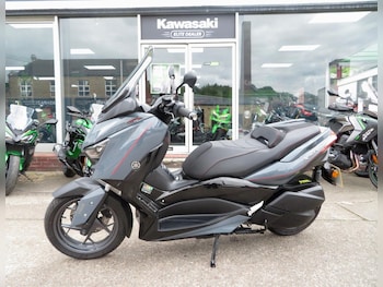 Used Yamaha XMAX 300 TECH MAX 2021 for sale - bike-78907248: Photo
