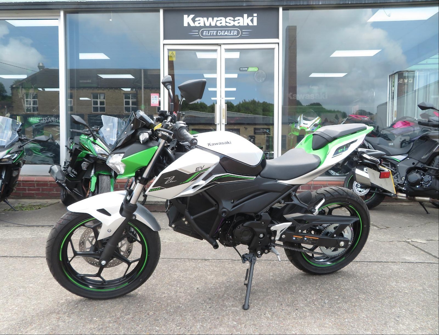 Used Kawasaki Z 2025 for sale - 78907210: Photo 4