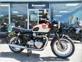 Used Triumph Bonneville 2019 for sale - bike-78907282: Photo