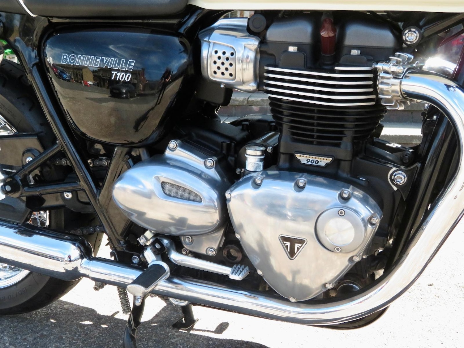 Used Triumph Bonneville 2019 for sale - 78907282: Photo 2