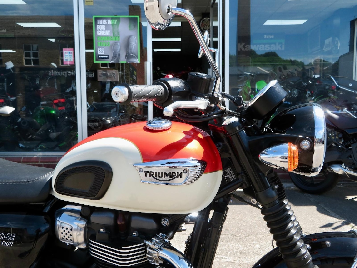 Used Triumph Bonneville 2019 for sale - 78907282: Photo 8