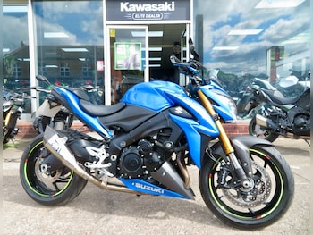 Used Suzuki GSX-S 2015 for sale - bike-79467758: Photo