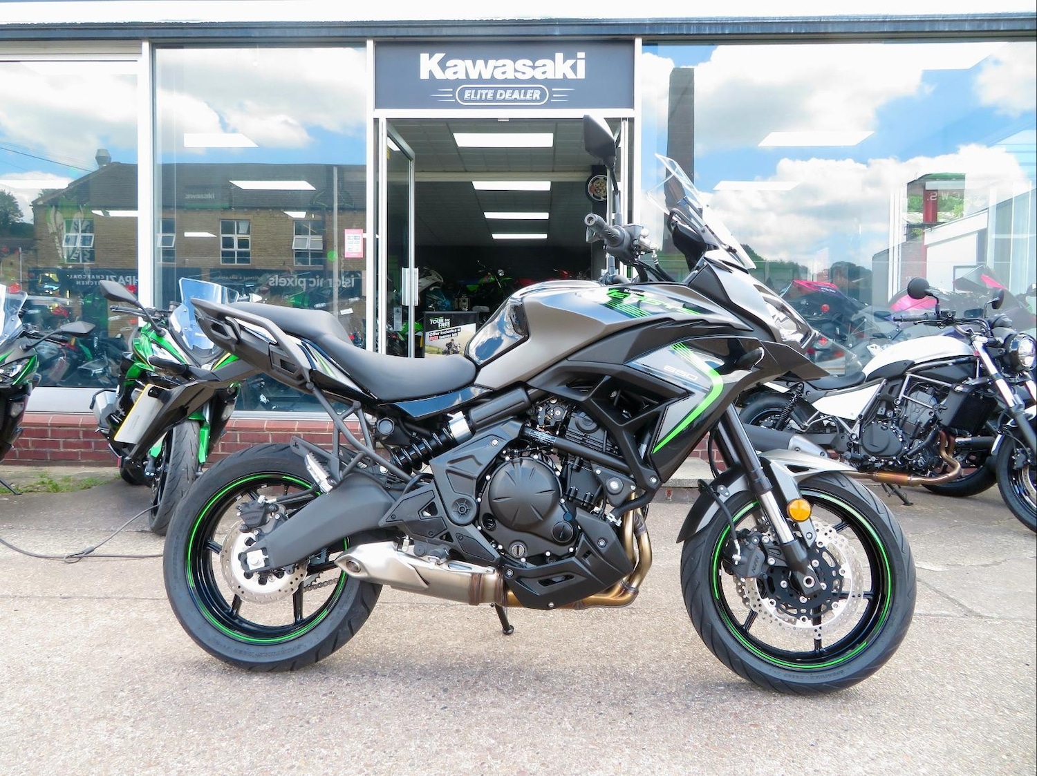 Used Kawasaki VERSYS 650 2025 for sale - 78907218: Photo 2