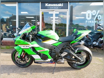 Used Kawasaki NINJA ZX 10 2023 for sale - bike-78907208: Photo