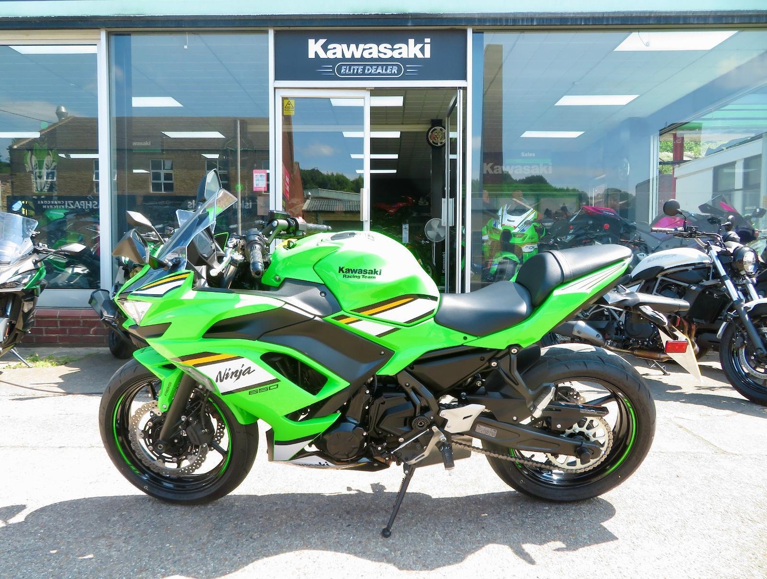 Used Kawasaki NINJA 650 2025 for sale - 78907212: Photo 3