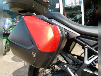 Used Triumph TIGER 2023 for sale - bike-78907272: Photo