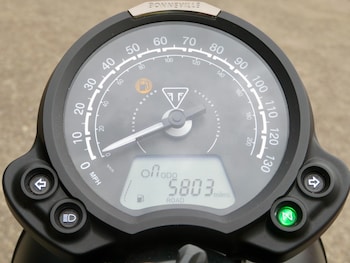 Used Triumph STREET 2021 for sale - bike-79324062: Photo