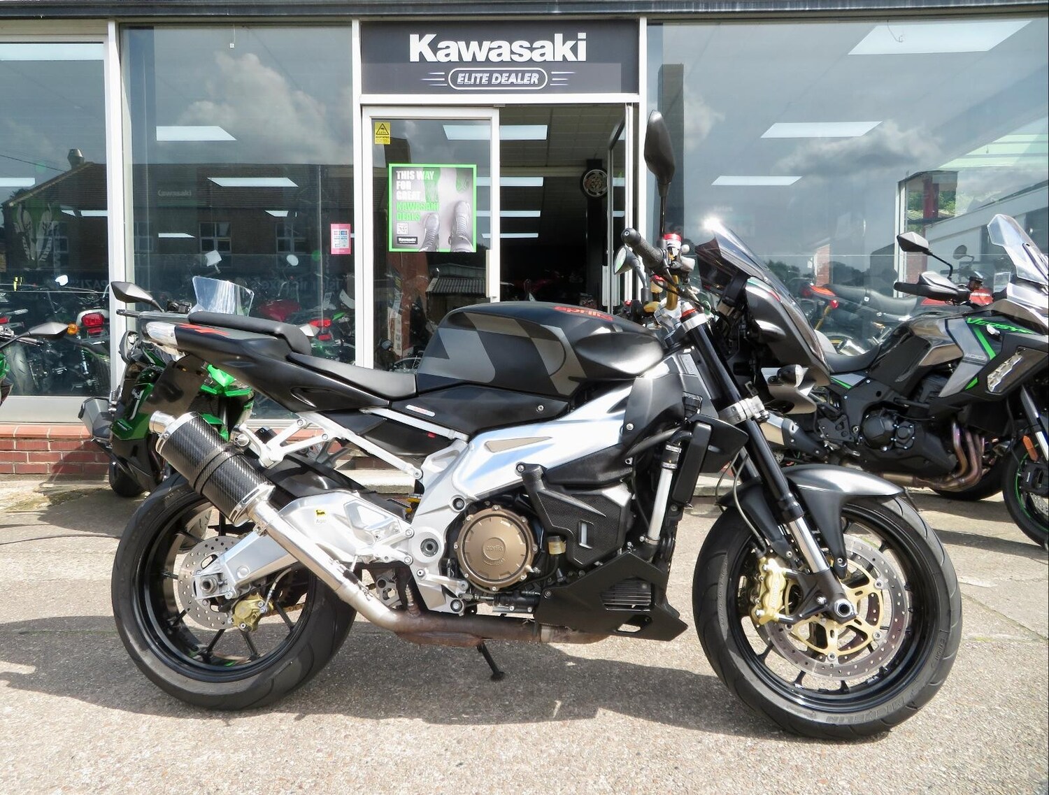 Used Aprilia RSV 2009 for sale - 78907270: Photo 8