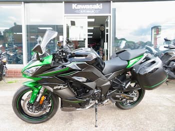Used Kawasaki Ninja 2023 for sale - bike-79644744: Photo